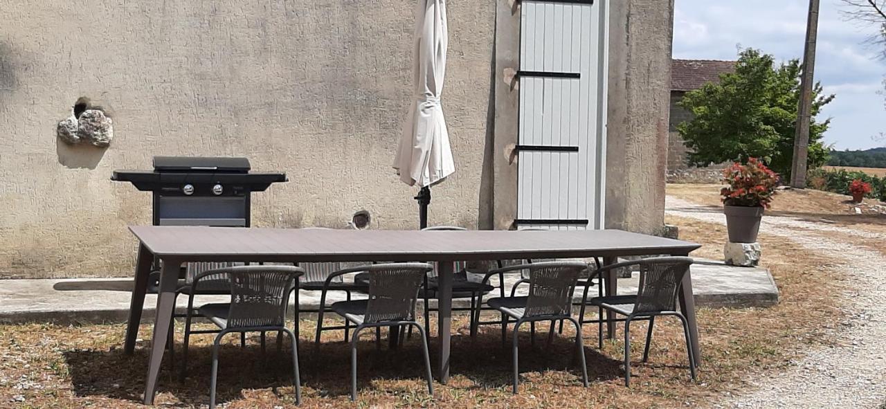 Gite - Le Moussat Lagraulet-du-Gers エクステリア 写真